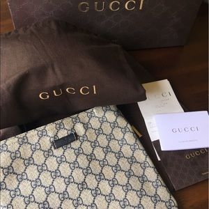 Authentic Gucci Crossbody Messenger Bag